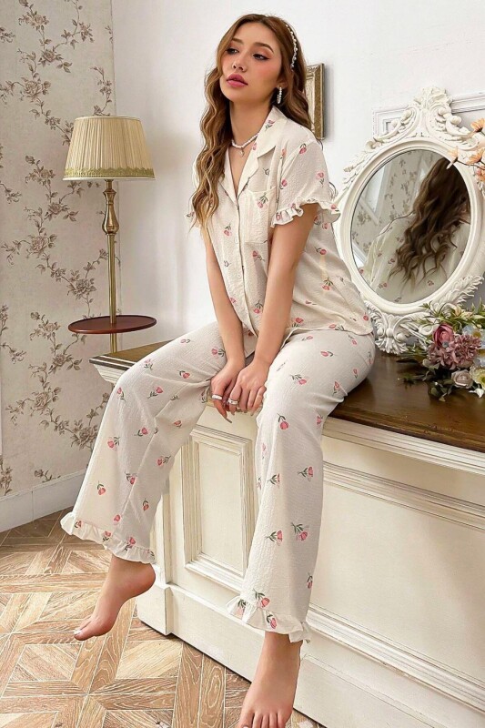 Ekru Çiçek Desenli Yakalı Pijama Takımı 7036 - 1