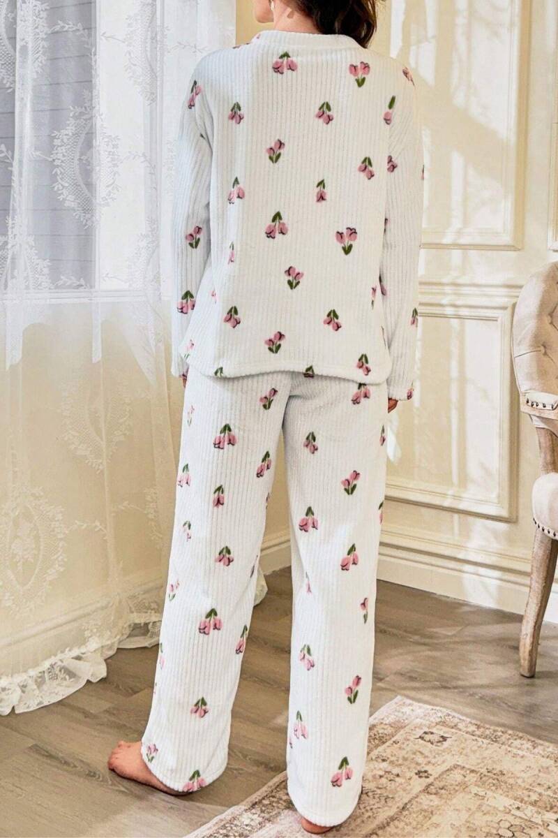 Kırık Beyaz Çiçek Desenli Pamuklu Pijama Takımı 7081 - 5